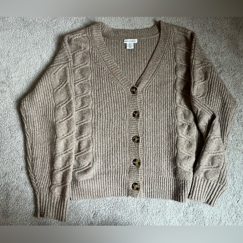 Cupcake & Cashmere Cardigan size L